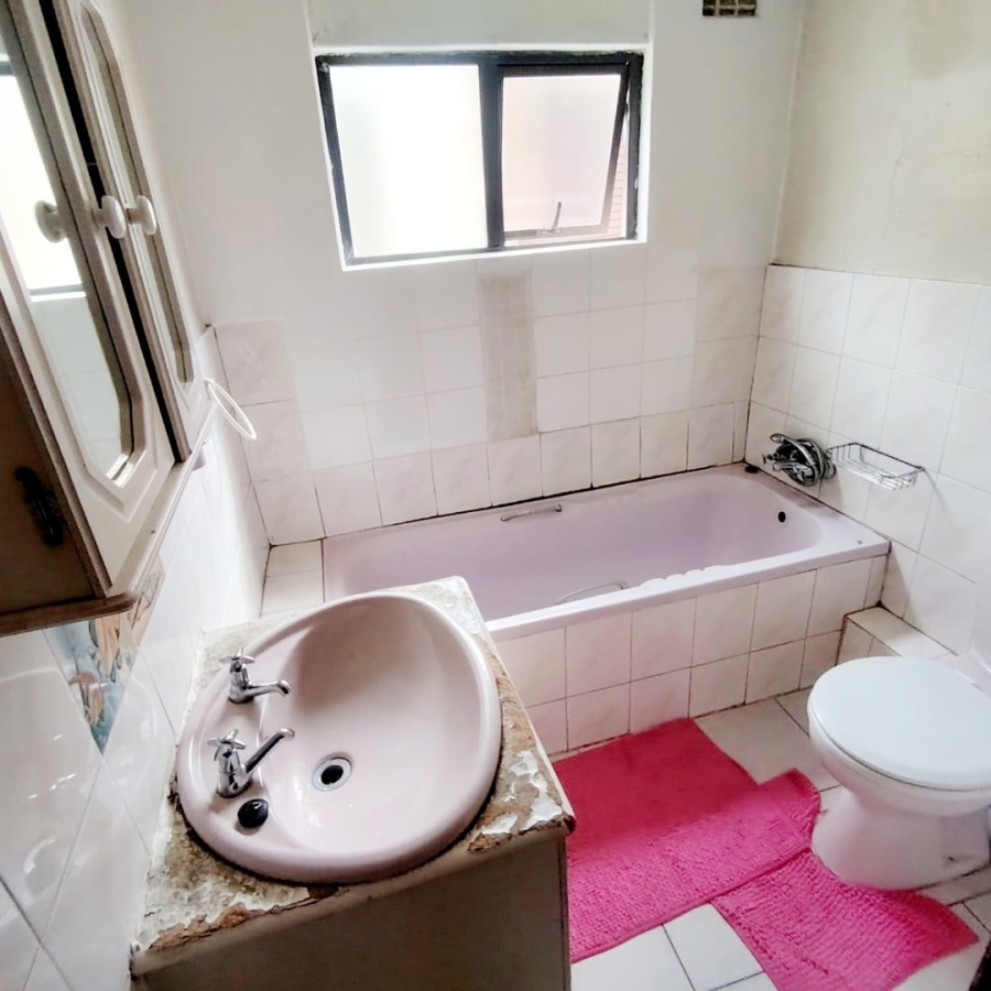 4 Bedroom Property for Sale in Mdantsane Eastern Cape